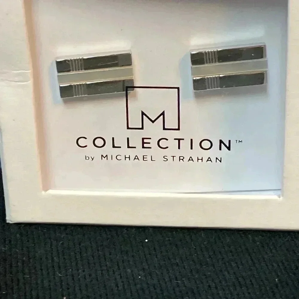NEW M COLLECTION BY MICHAEL STRAHAN‎ BLACK AND SILVER CUFF LINKS